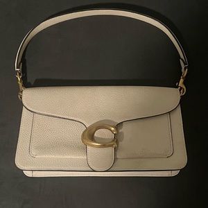 Coach tabby hand bag